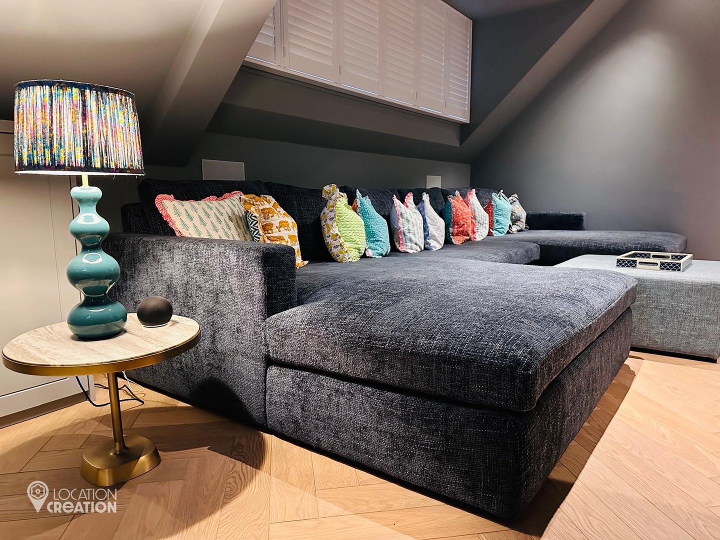 Location Creation Location CreeksideSofa
