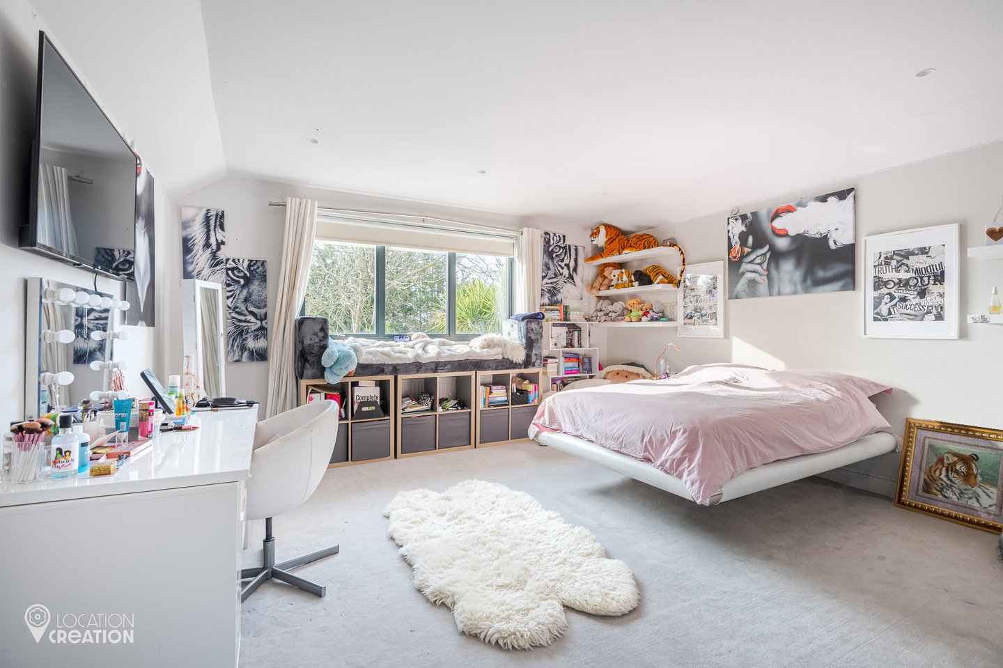 Location Creation College Road Bedroom