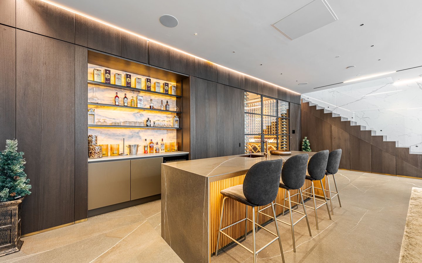 Roseneath Bar