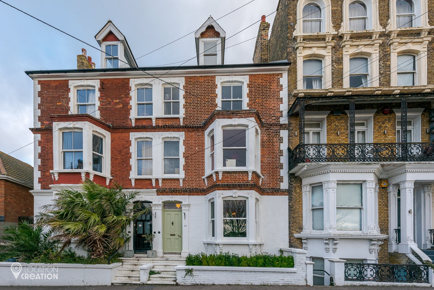 Location Creation Margate Delight Front Of Prop
