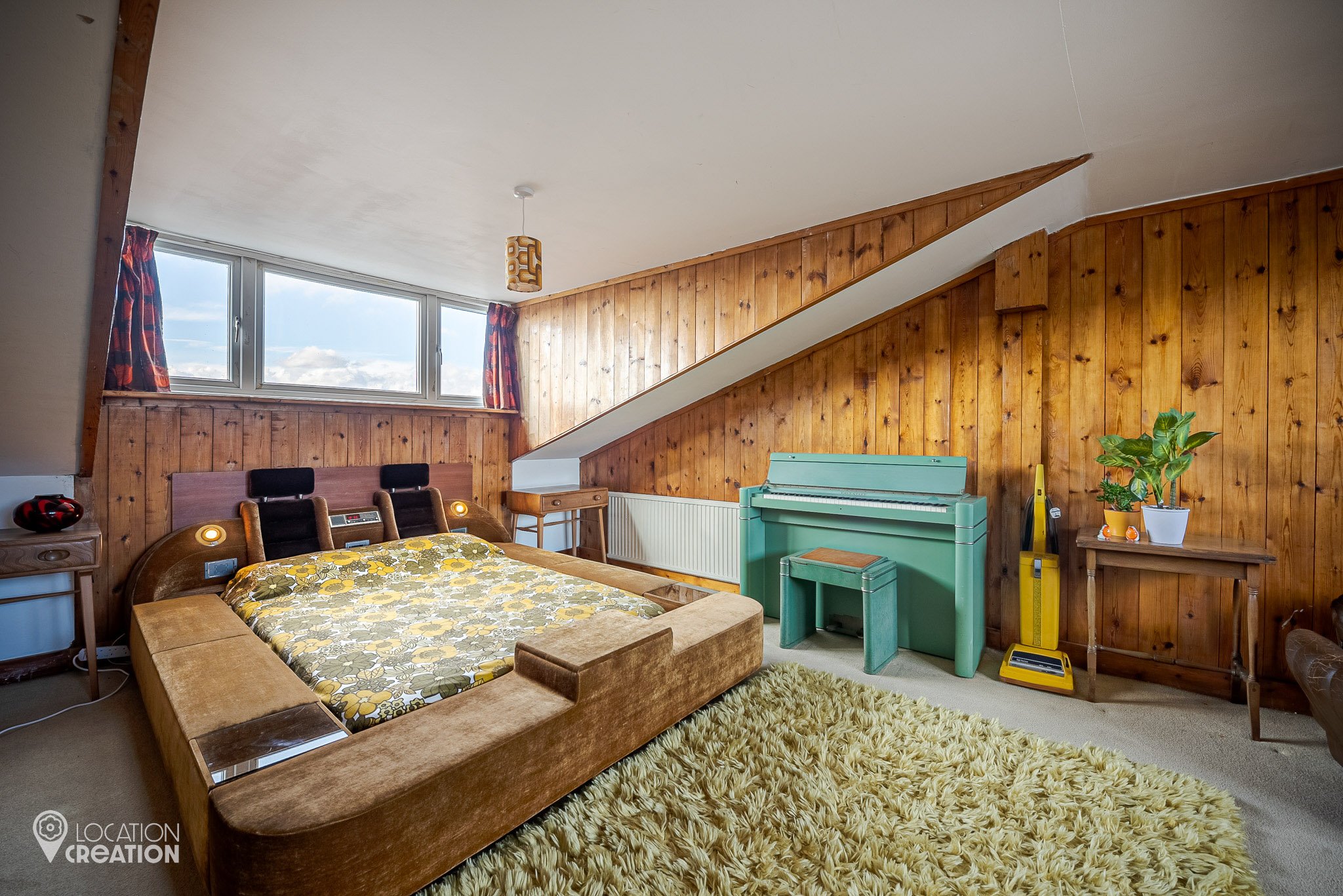 Location Creation Deerhurst Bed