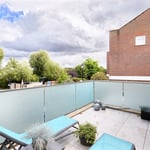 Location CreationChiswick Dockterrace