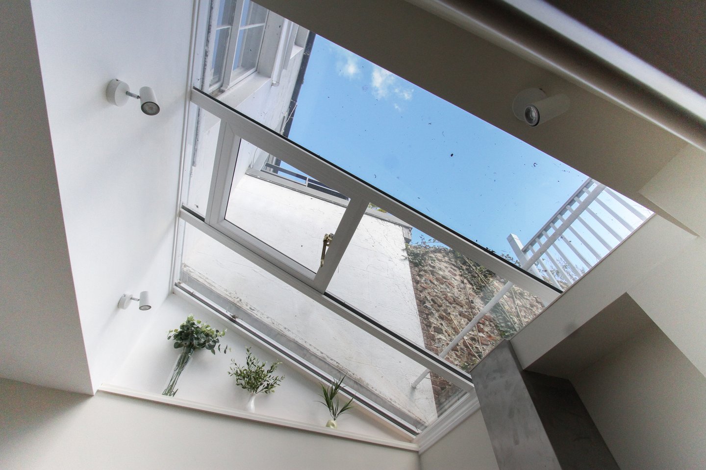 Location Creation Brighton Sky Lights