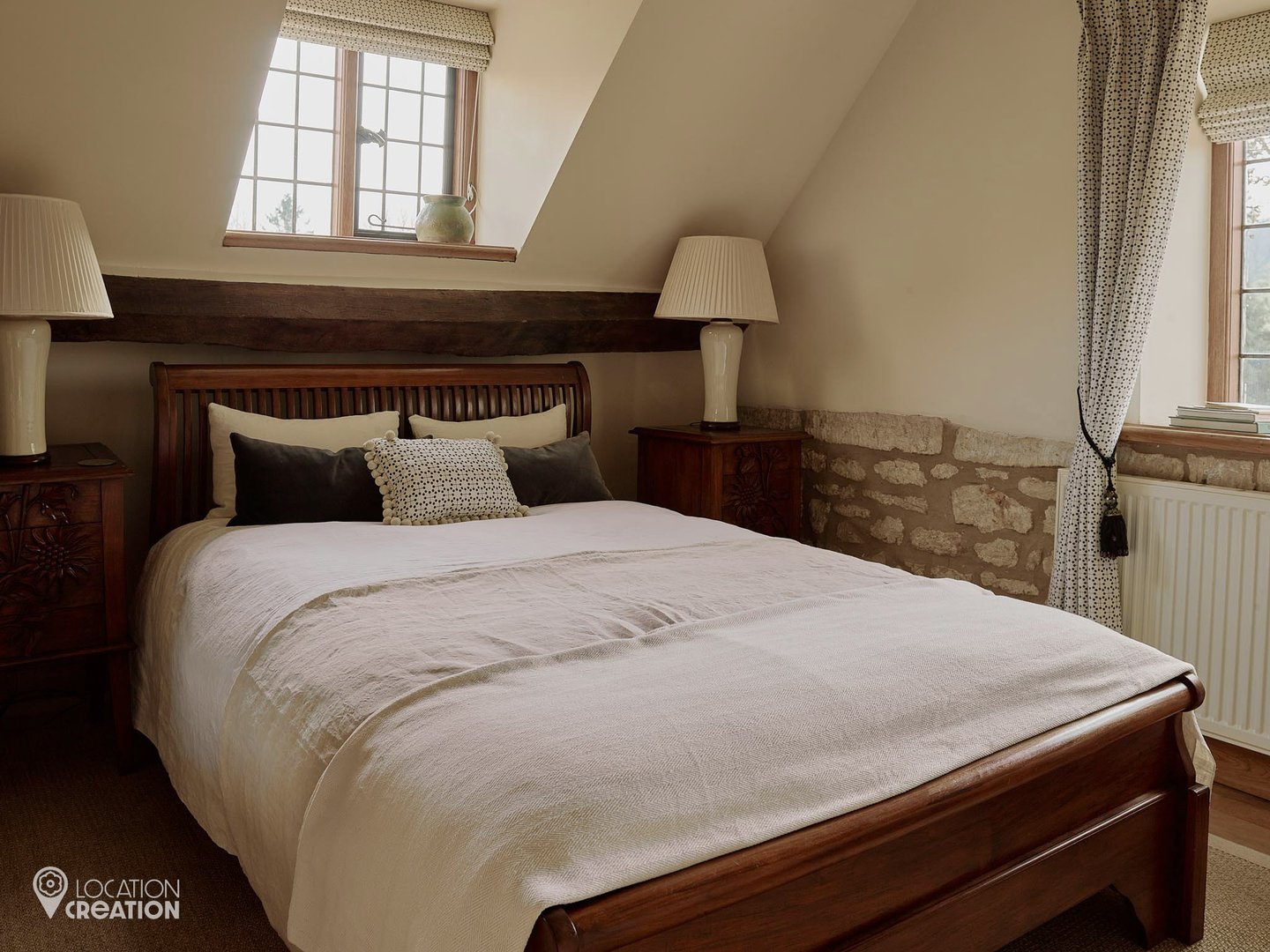 Location Creation Pye Corner Apartment Bedrooom