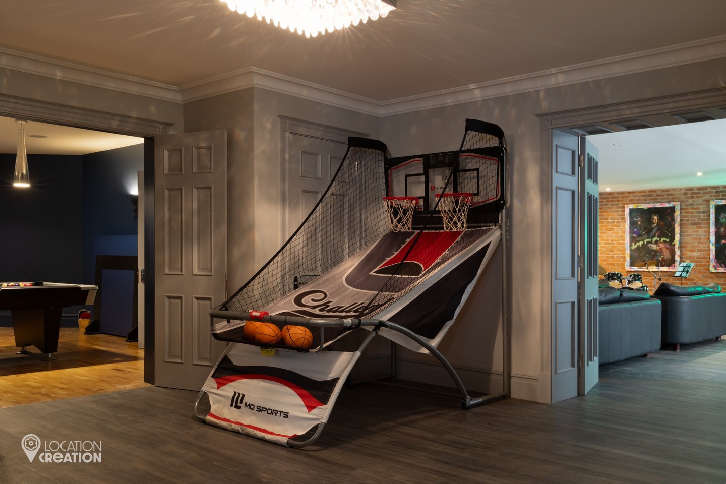 Location CreationRegency HouseGames Room