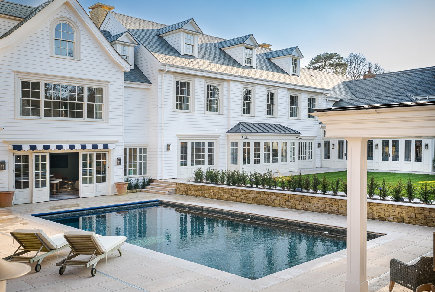White Haven Exteriors   Low Res