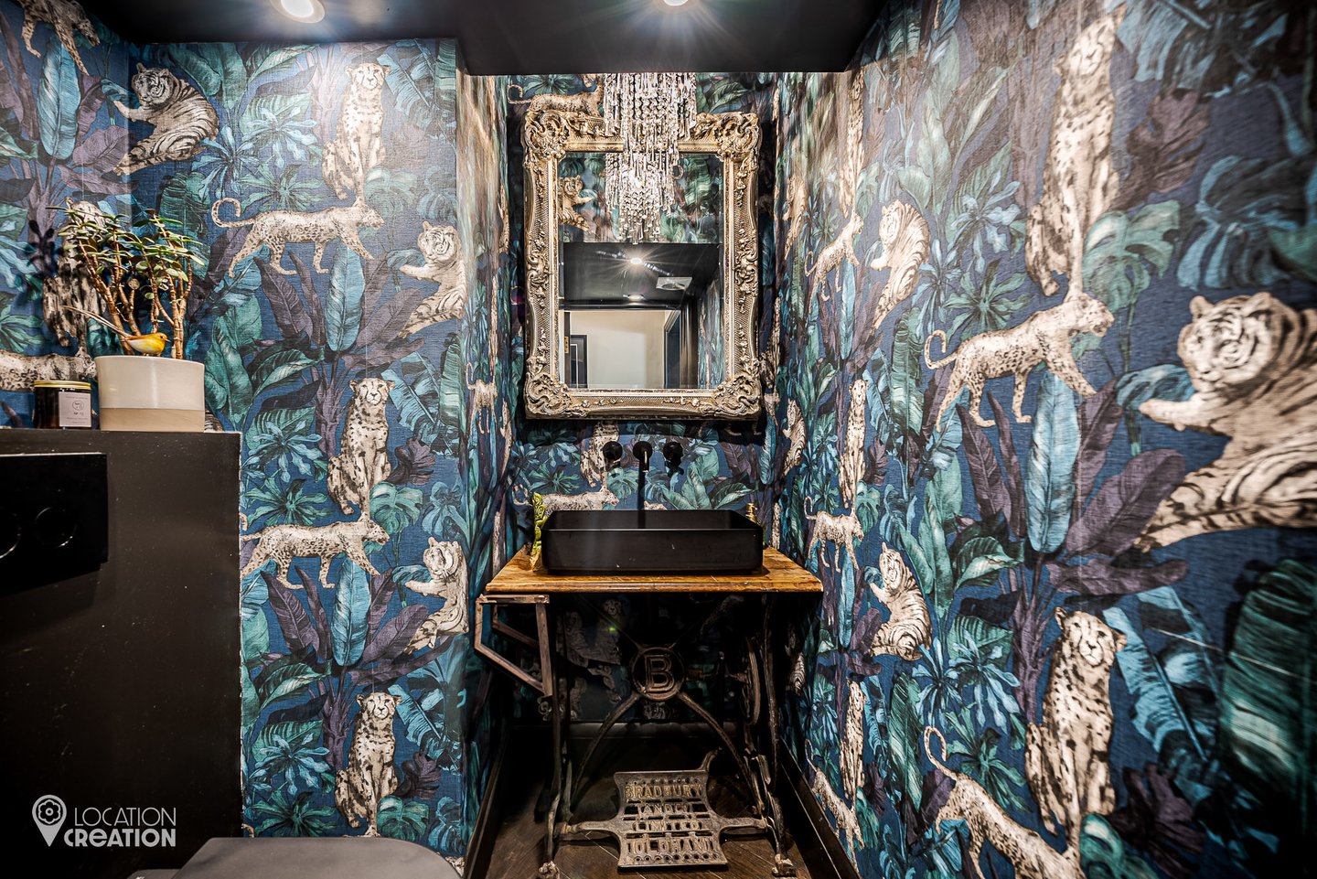 Location Creation Drewstead Blue Loo