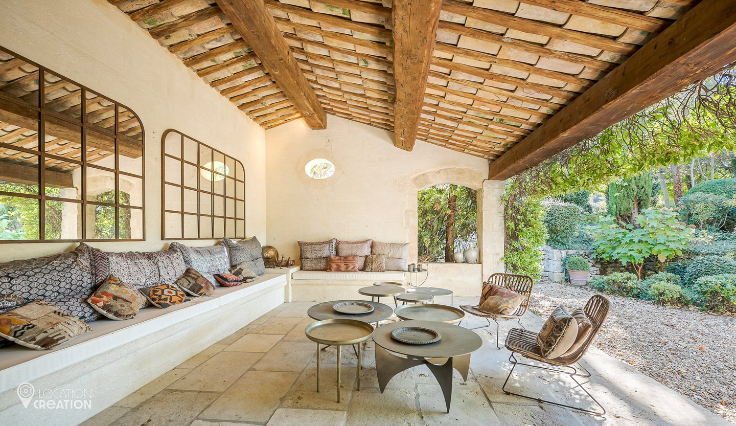 Location Creation PRV Outdoor Seating
