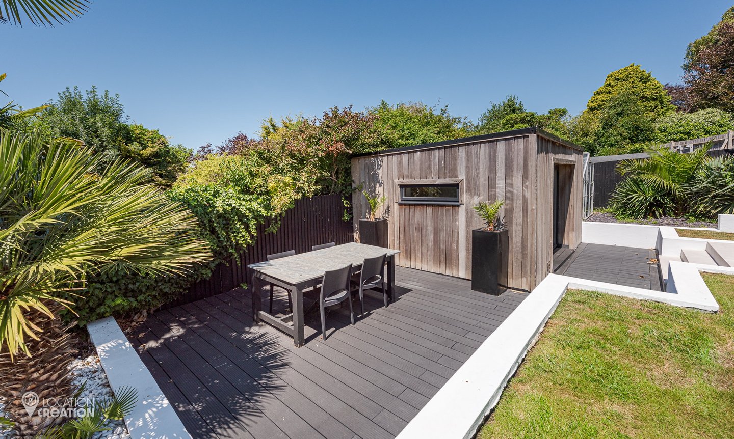 Location CreationHove HouseAnnexe Alt