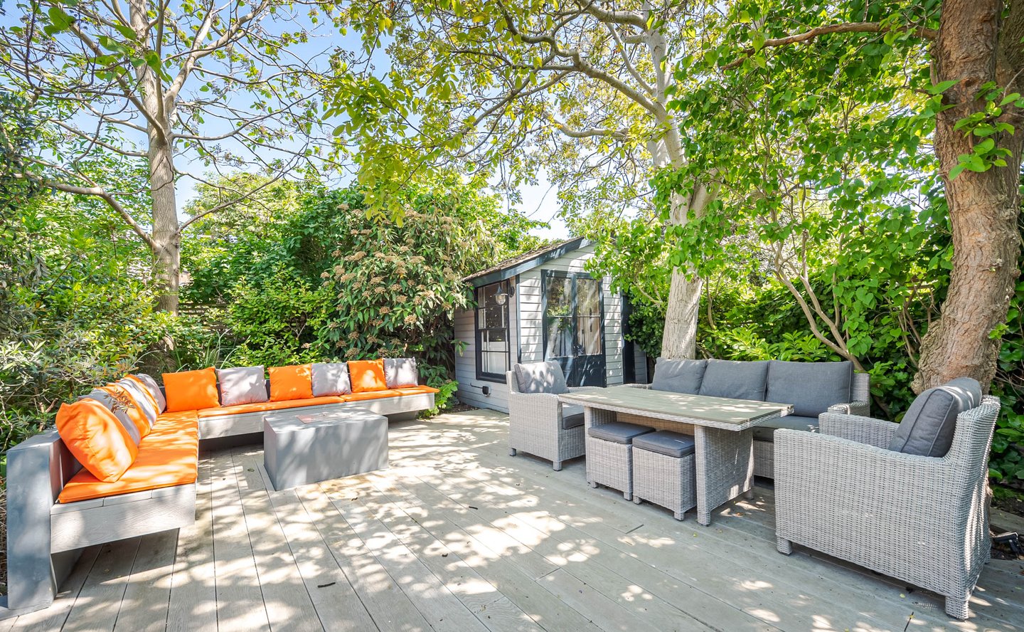 Location Creation Erpingham Garden And Seating