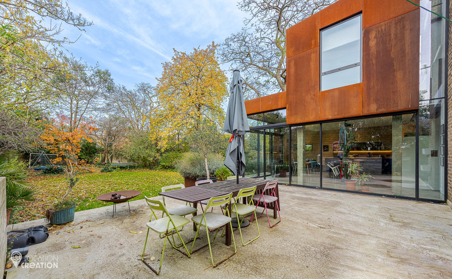 Location Creation The Shrubbery Outdoor Dining