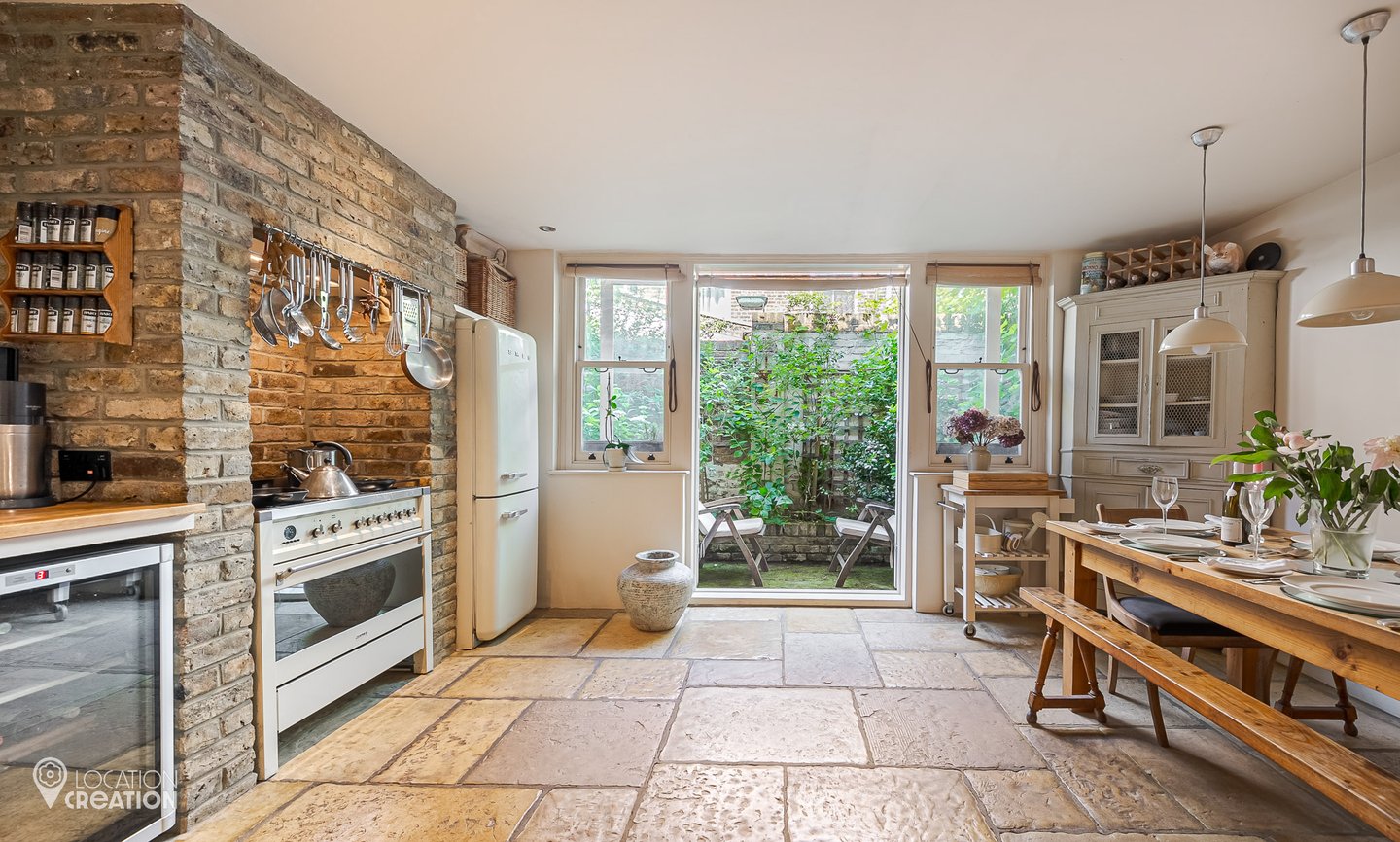 Location Creation Tennyson Kitchen