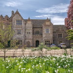 Location Creation Medieval Manor House Front Of Prop