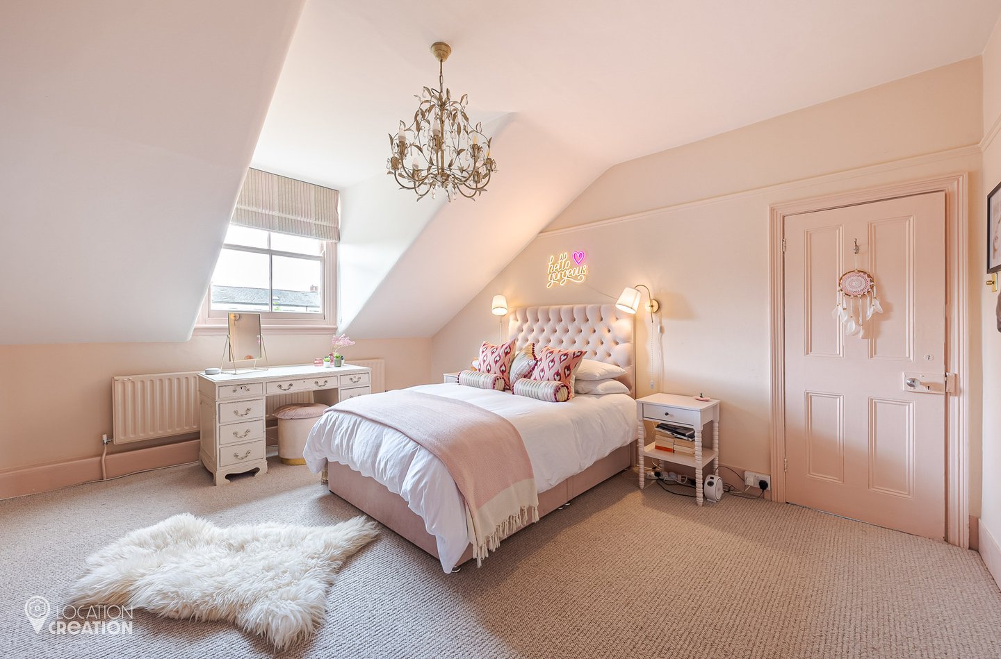 Location Creation Heaver House Bedroom