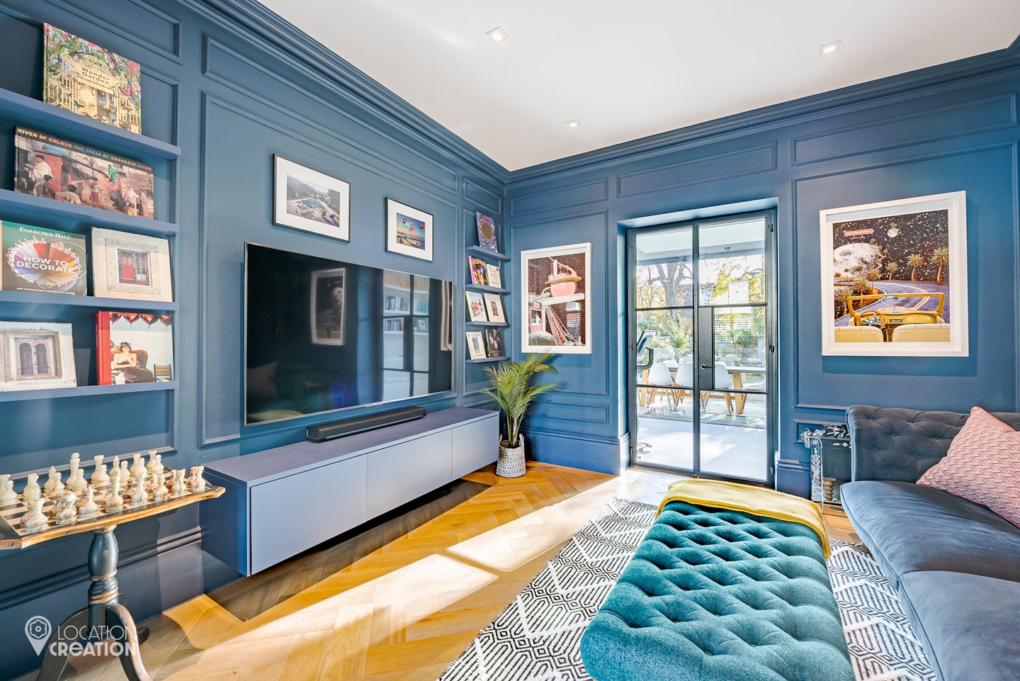 Location Creation French House Cinema Room