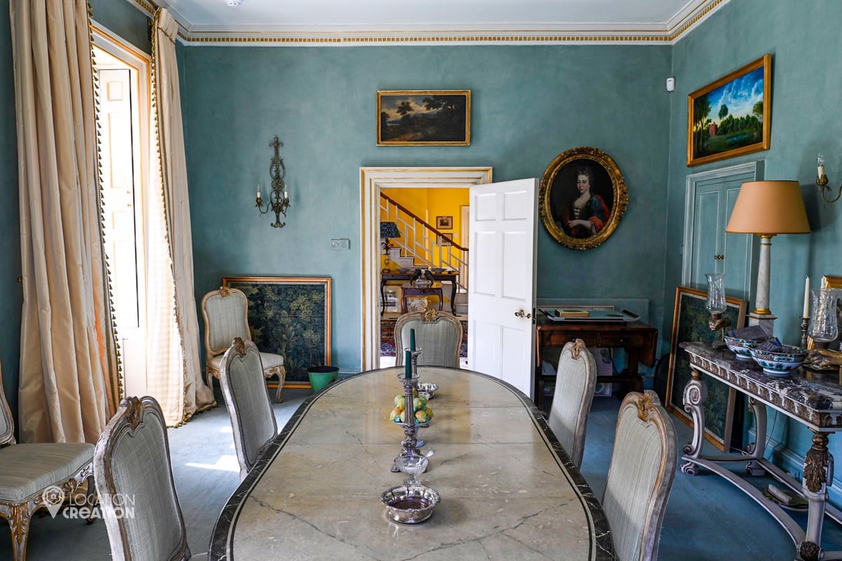 Location Creation Greengate Dining Room Table