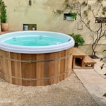 Location Creation Kirkstall House Hot Tub
