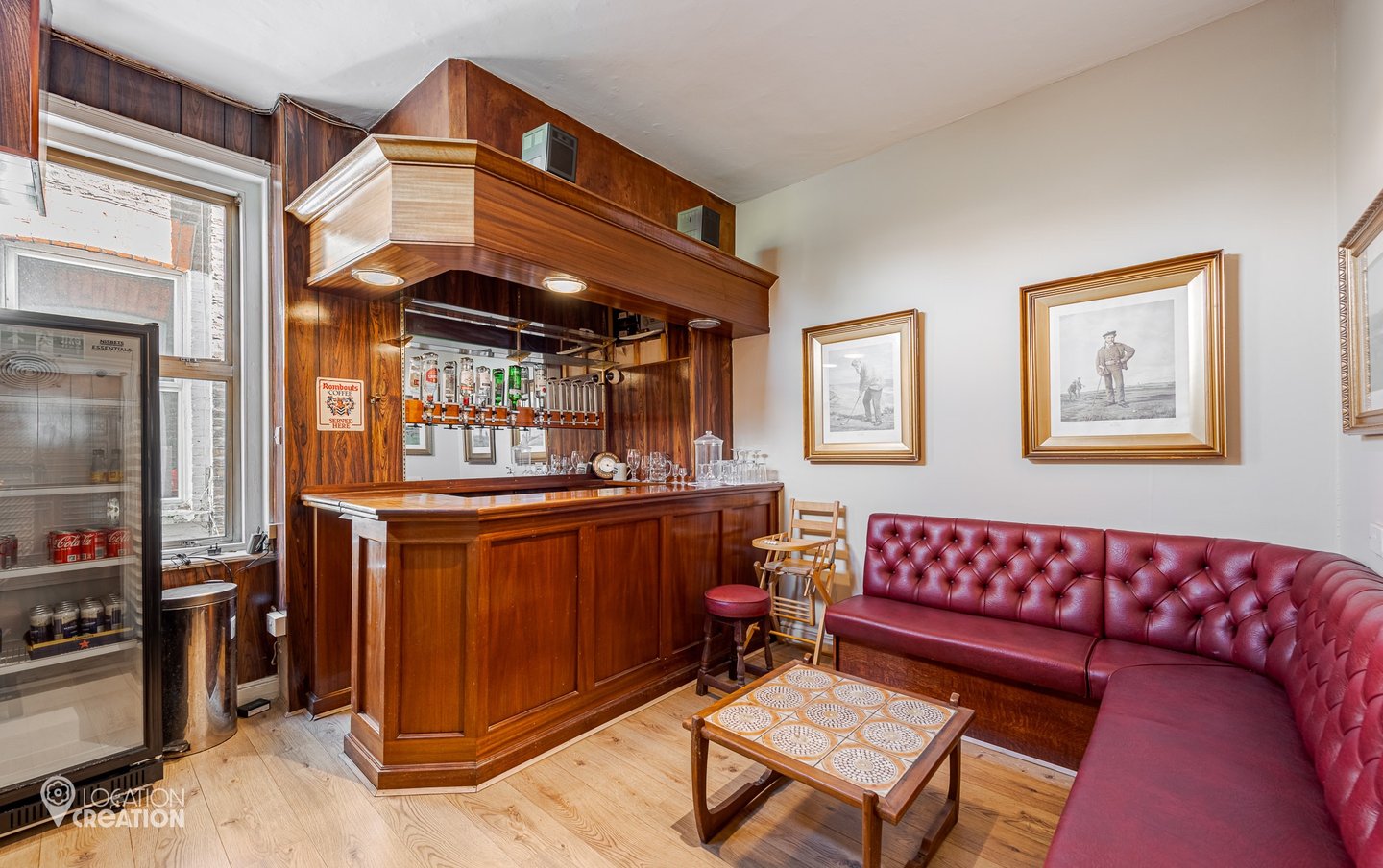 Location CreationBrook Hotelbar