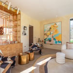 Location CreationBel AirBar Room