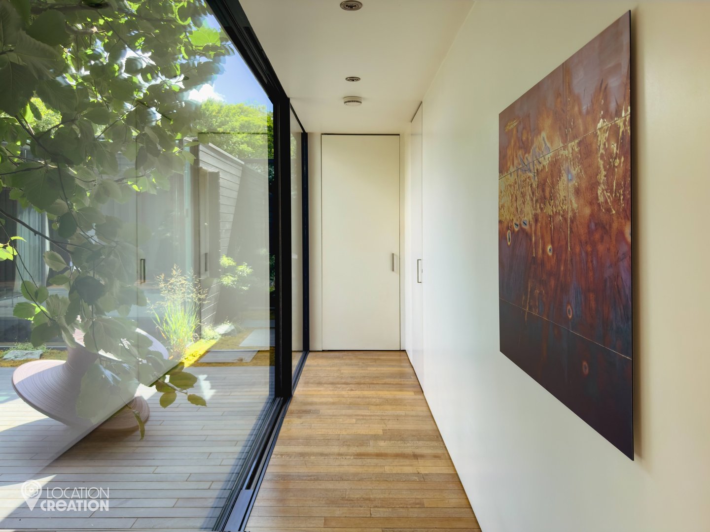 Location CreationKingsley Placecorridor