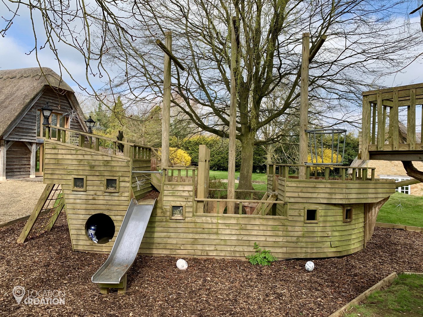 Location CreationTTC Outdoor Ship Playground