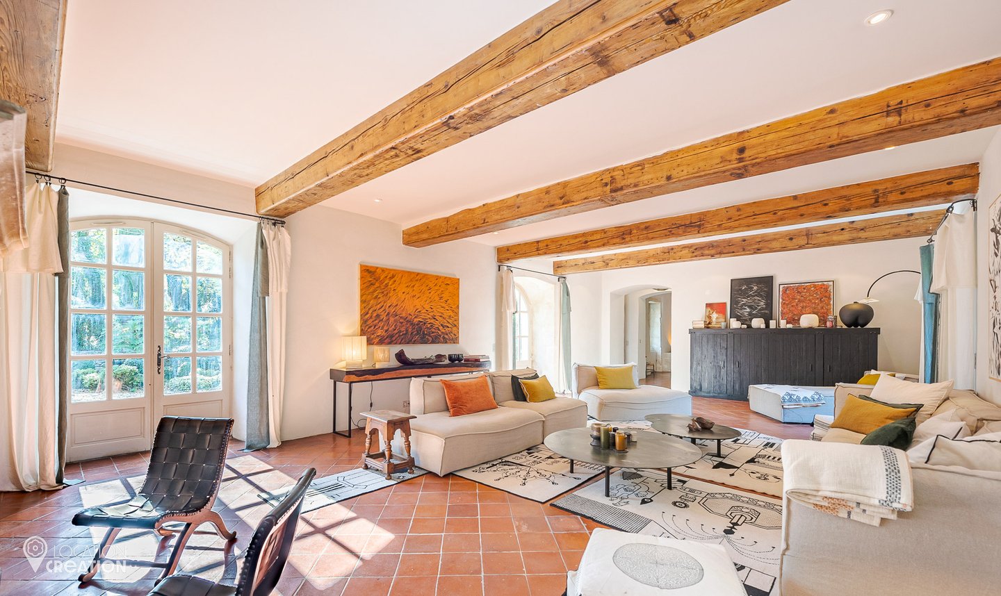 Location Creation PRV Lounge Room