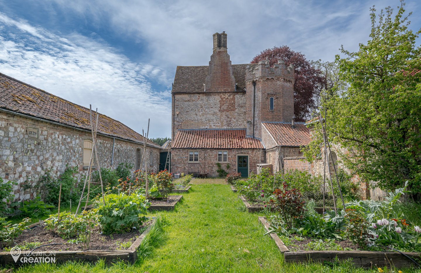 Location Creation Medieval Manor House Garden