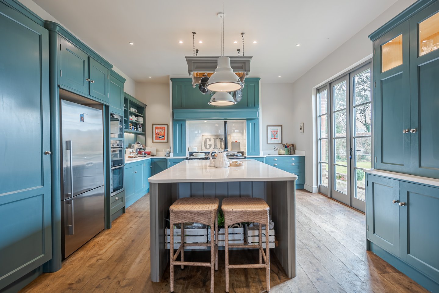 WWH Kitchen Island