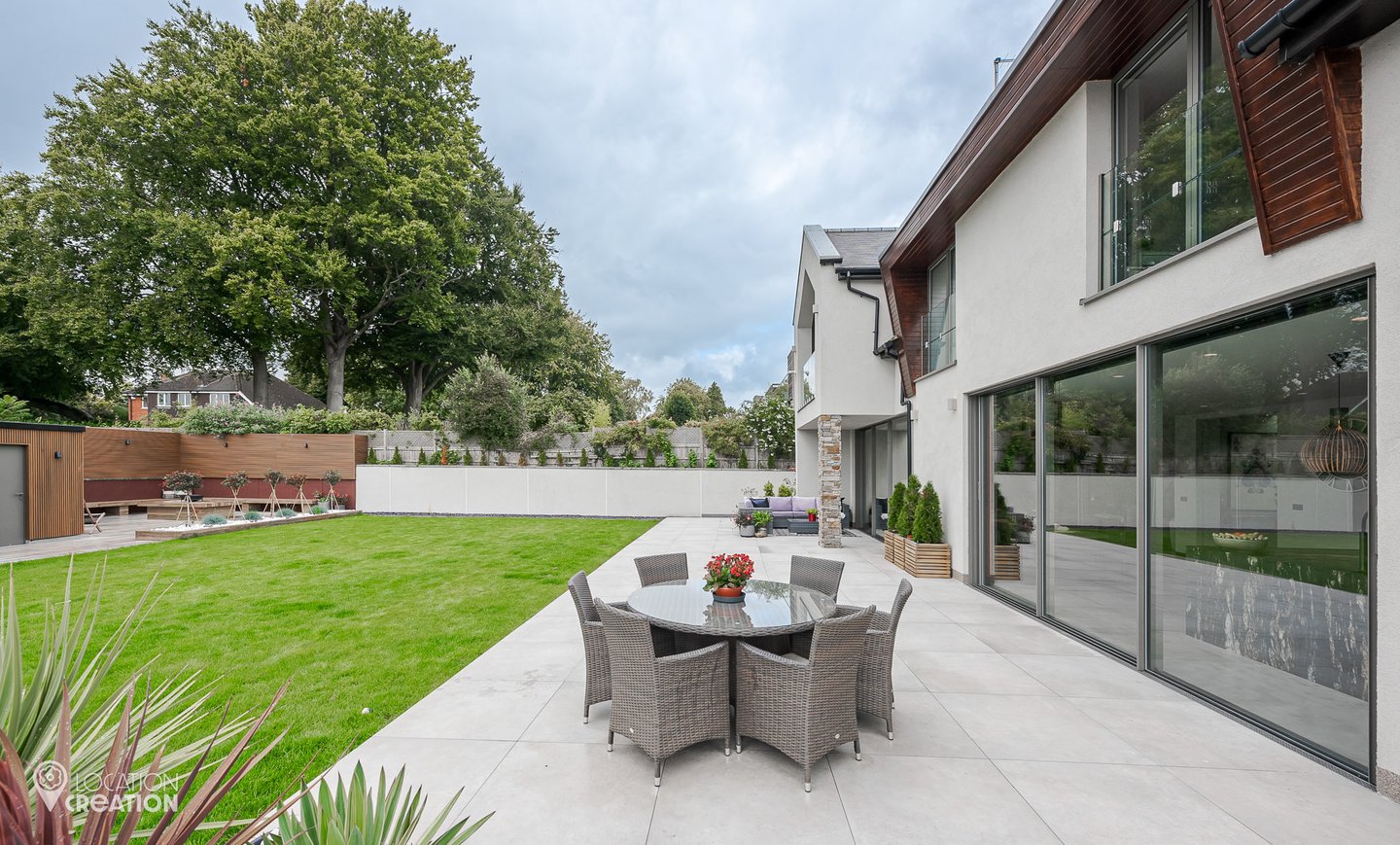 Location Creation Mountain Ash Seating