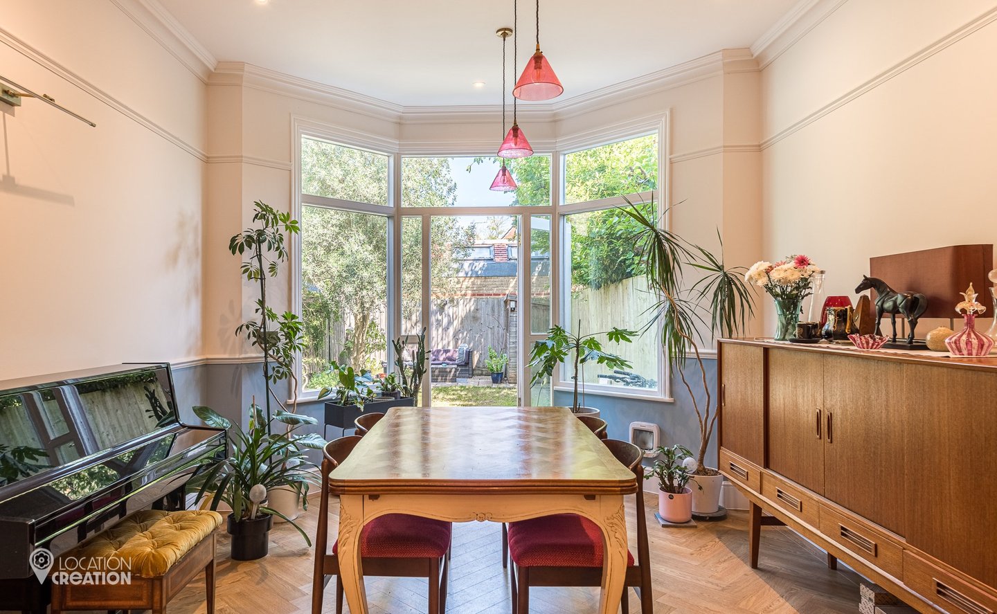 Location CreationSt Johns Avenueopen Dining