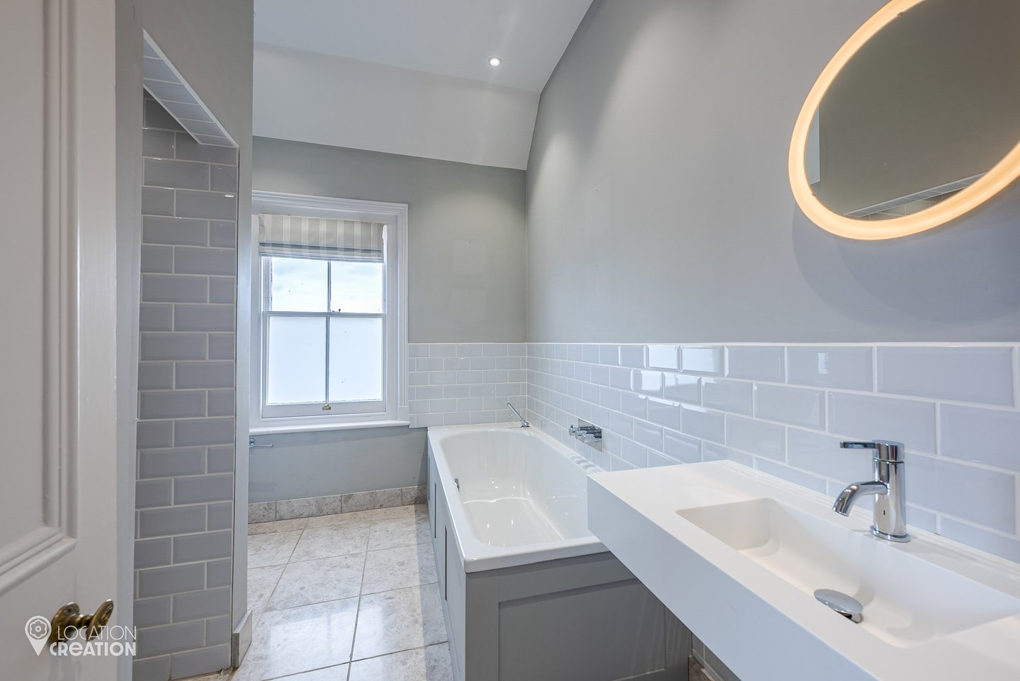 Location Creation Amberwood House Bathroom