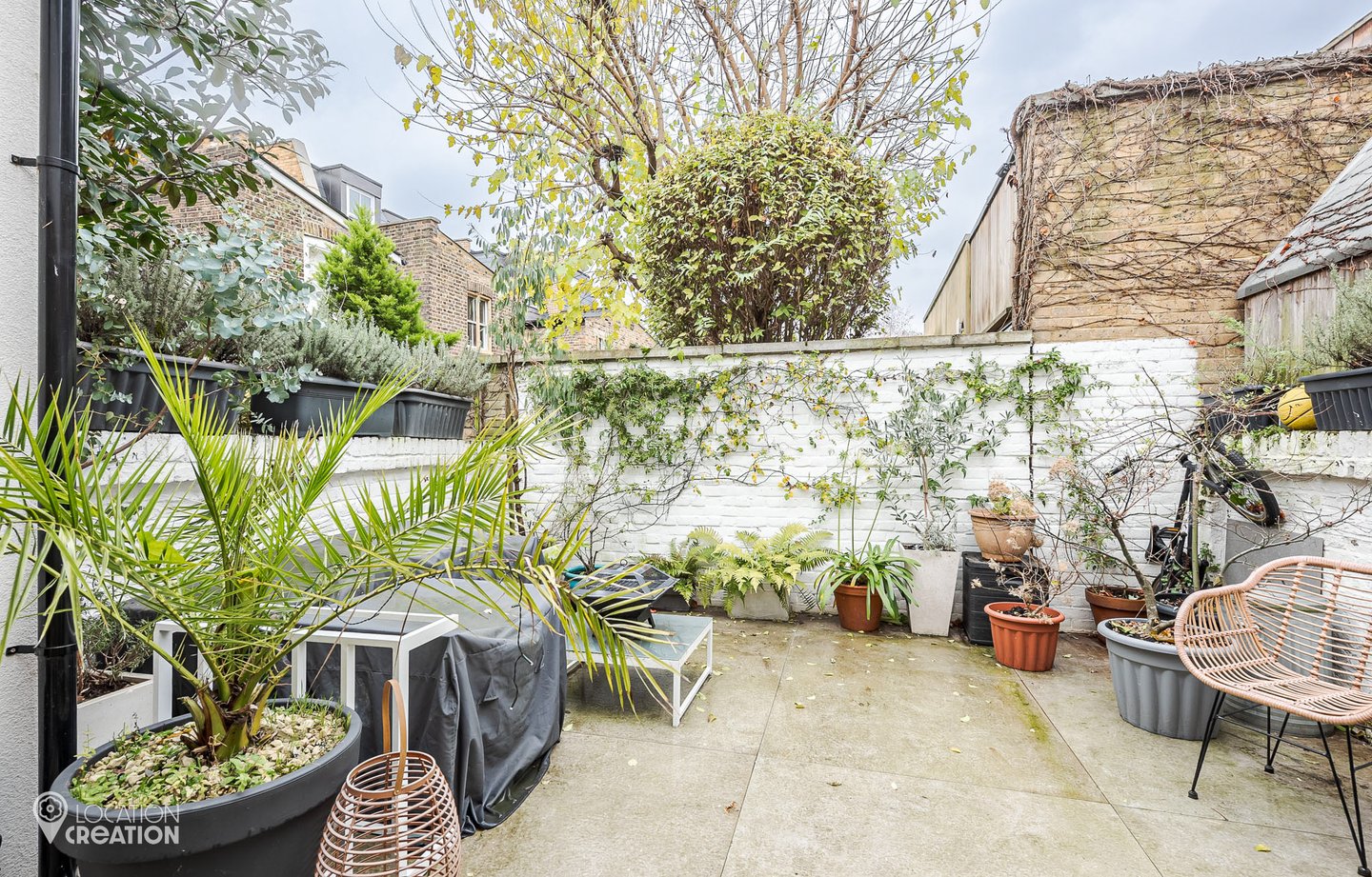 Location Creation Hugon House Garden