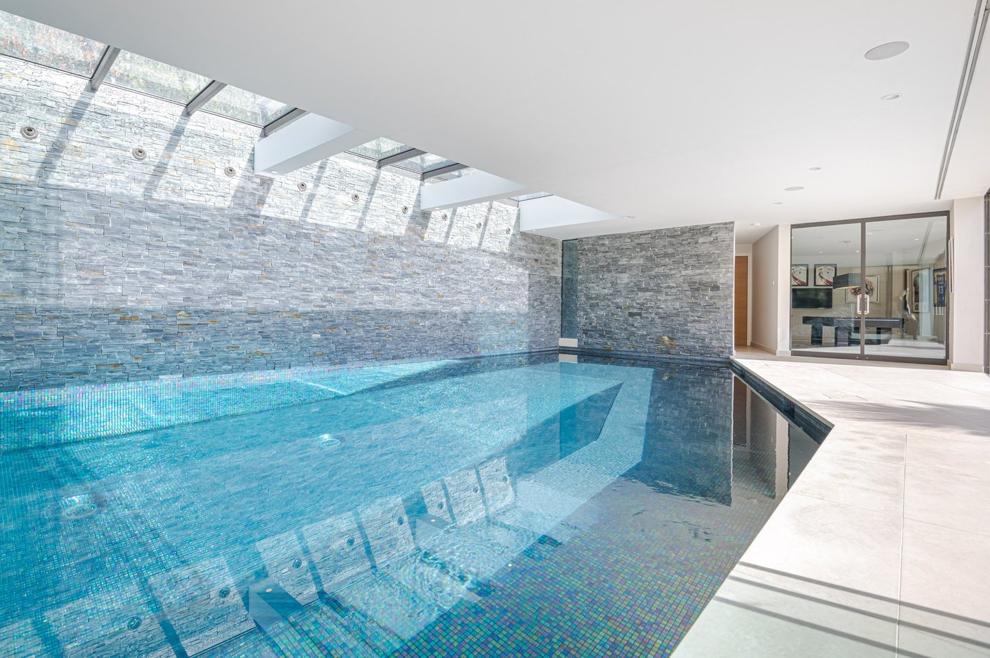 KGHpoolAgym