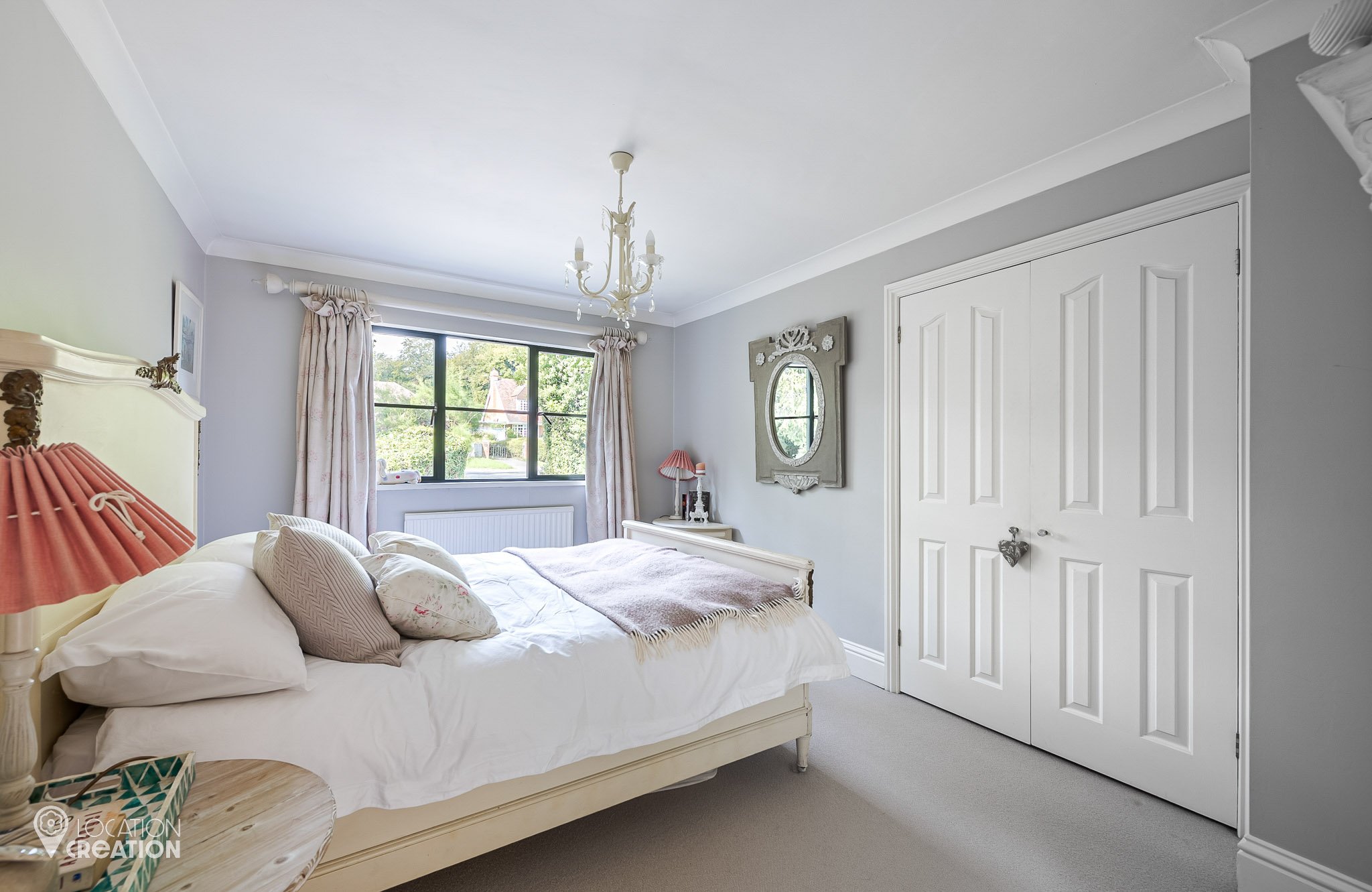 Location Creation The Chalet Bedroom