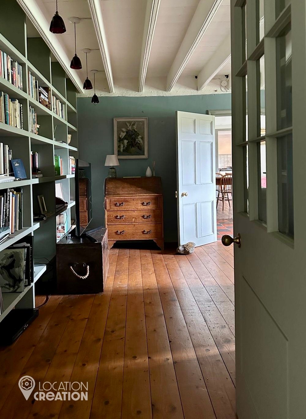 Location CreationGoetreTV Room