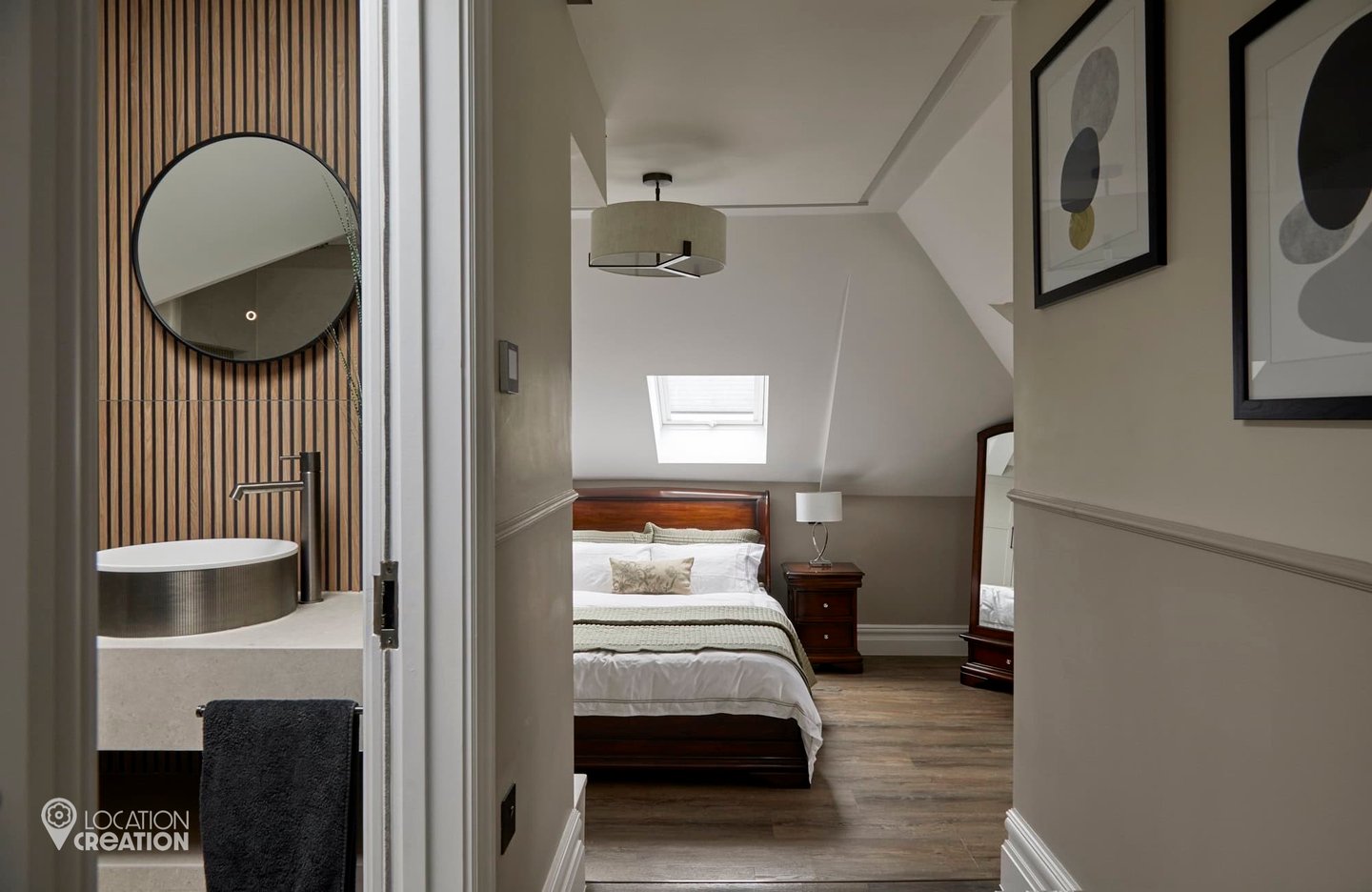 Location CreationEaling House WMaster Bedroomensuite