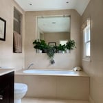 Location Creation Kirkstall House Bathroom