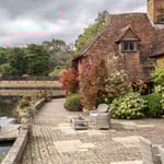 Location CreationLake Houseexterior