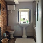 Location CreationGoetrespare Bathroom