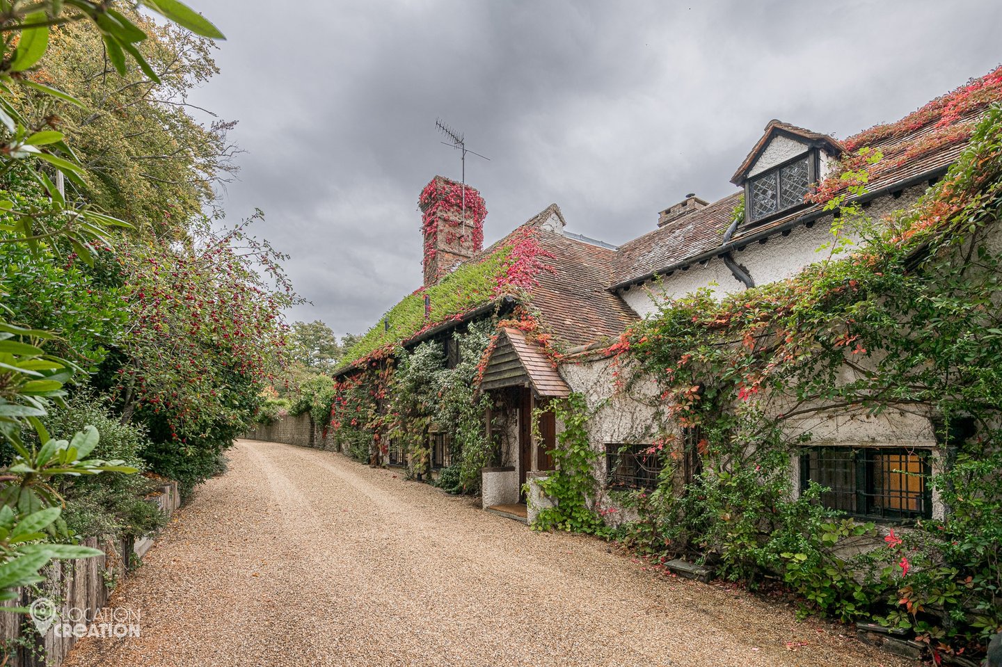 Location CreationLake Housedriveway