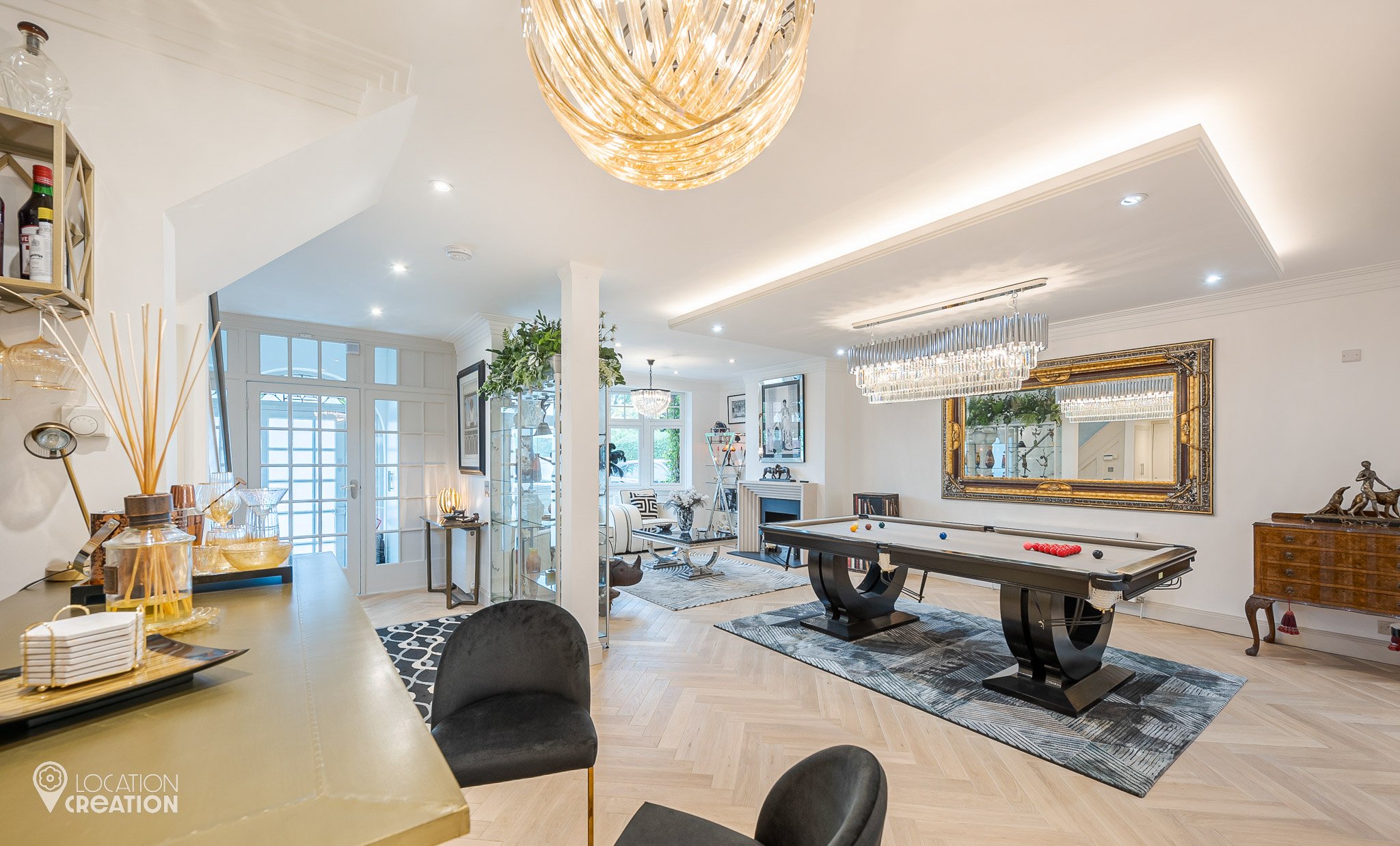 Location Creation Barnet House Entrance And Bar