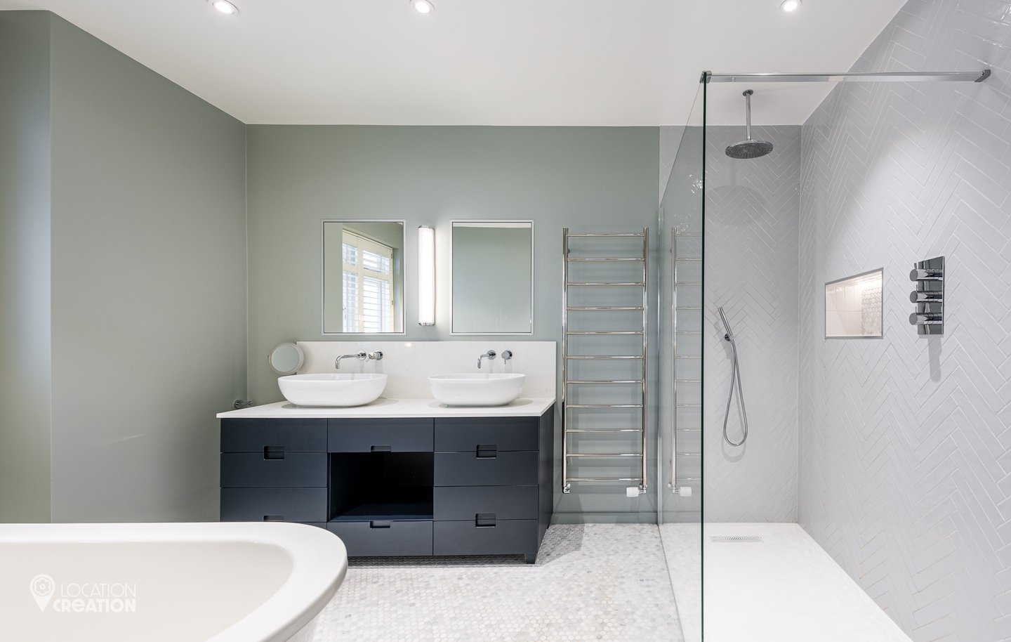 Location CreationTeignmouth NWbathroom Alt