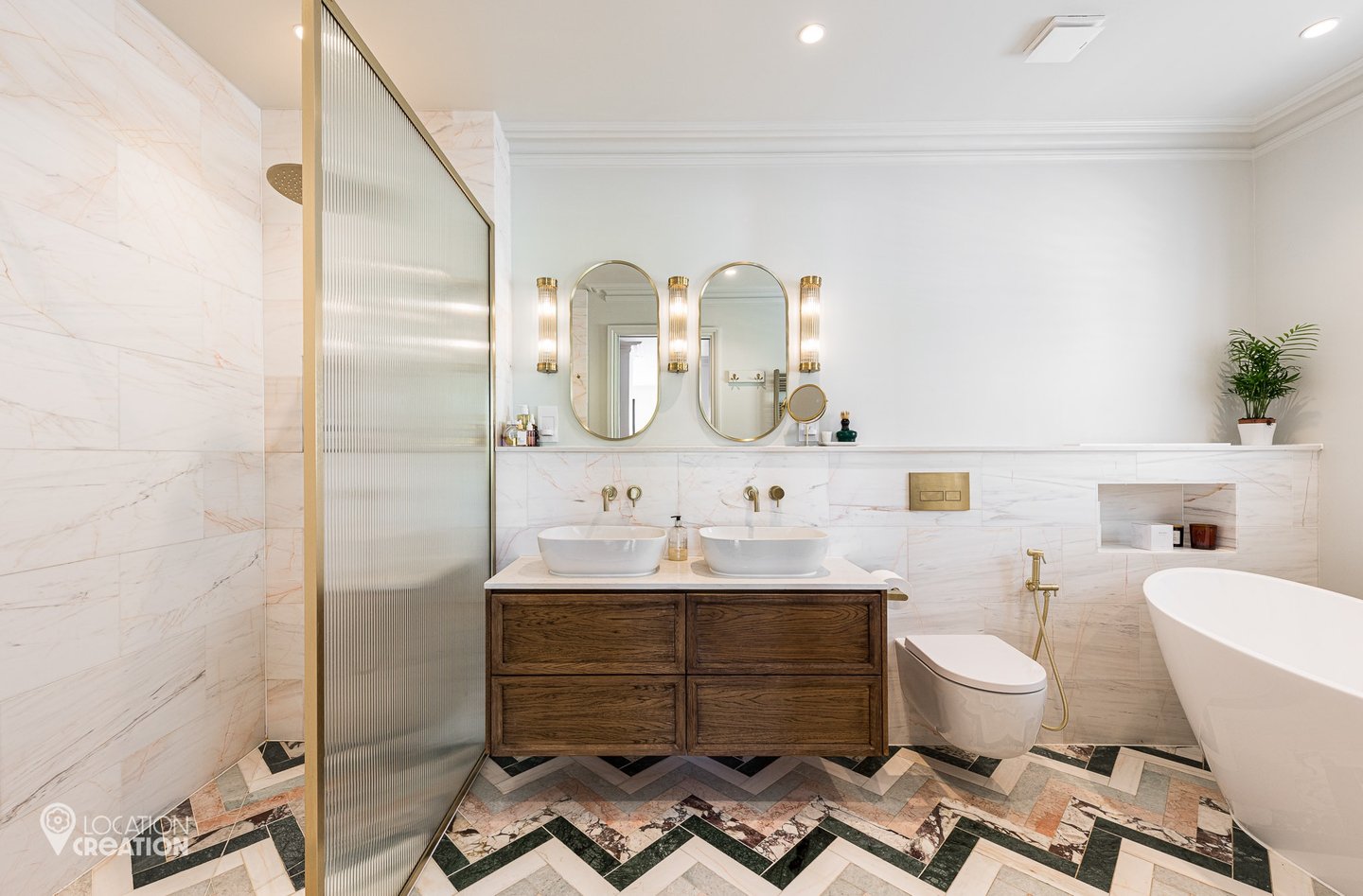Langham Location House TWmaster Ensuite