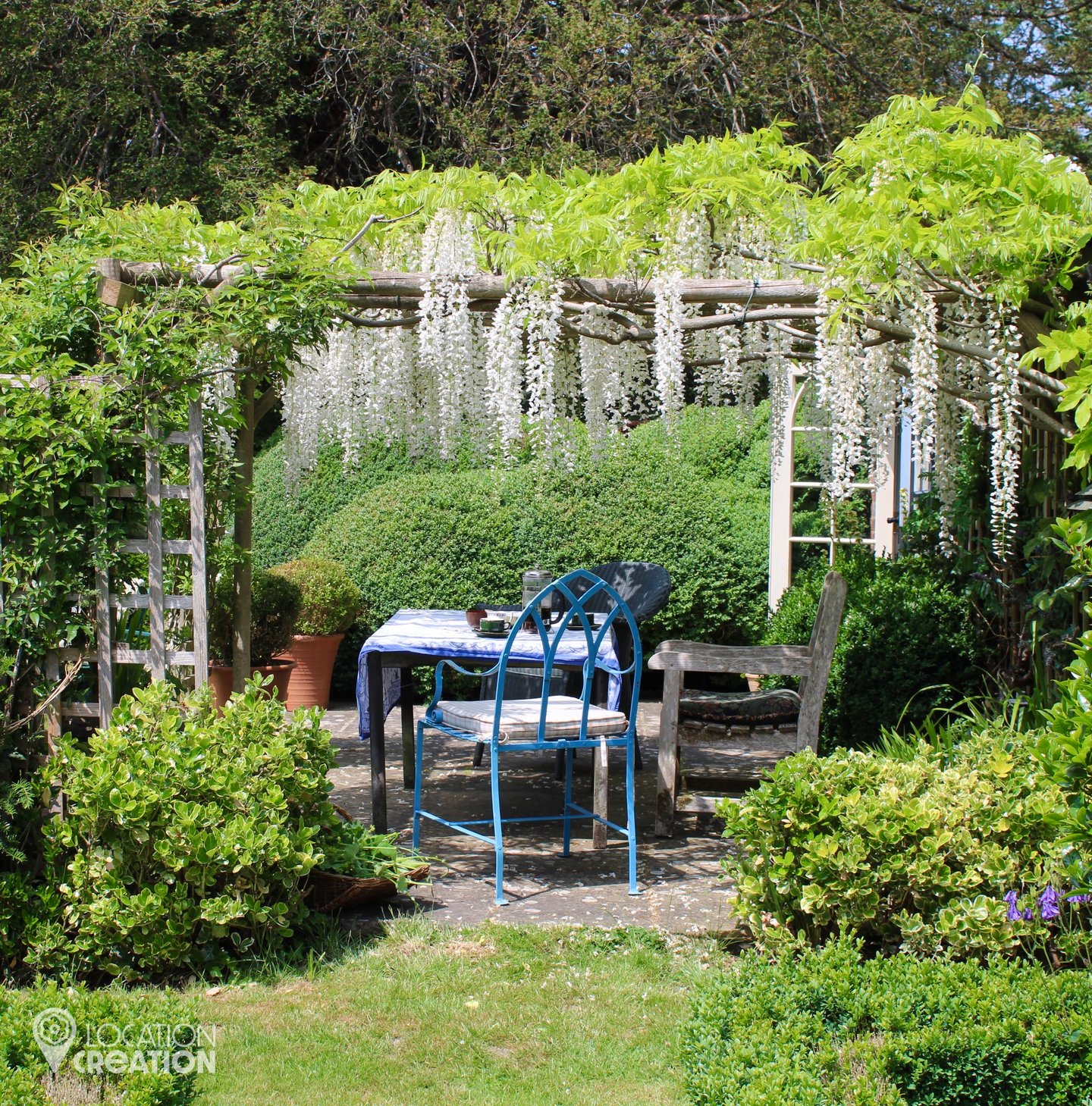 WM Wysteria Corner  Copy