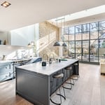 Location Creation Eglantine Kitchen Island