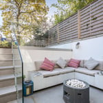 Location Creation French House Patio