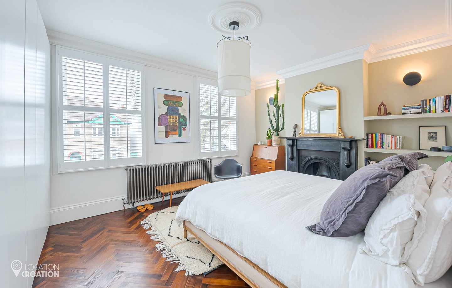 Location Creation Forest House Master Bedroom