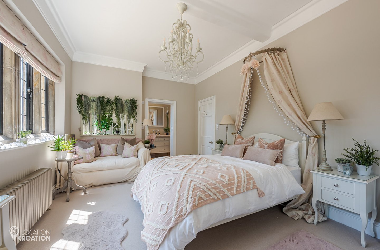 Location Creation Manor View Bedroom
