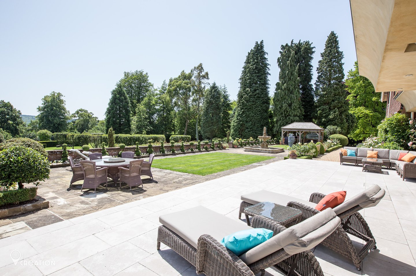 Location Creation Grayshurst Outside Seating