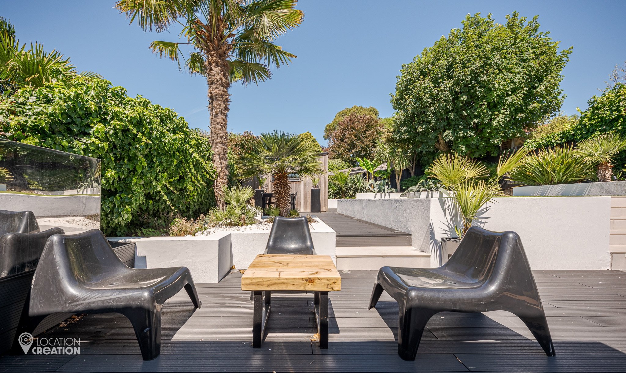 Location CreationHove HouseOutdoor Dining Alt